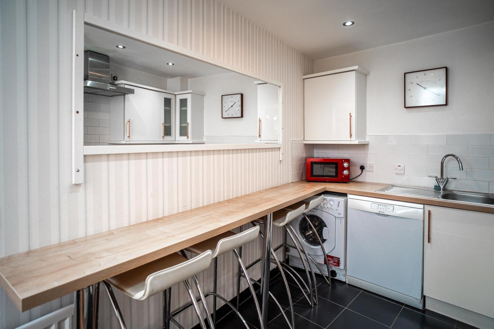 3 Bedroom Central Apartment In Belfast City Centre Extérieur photo