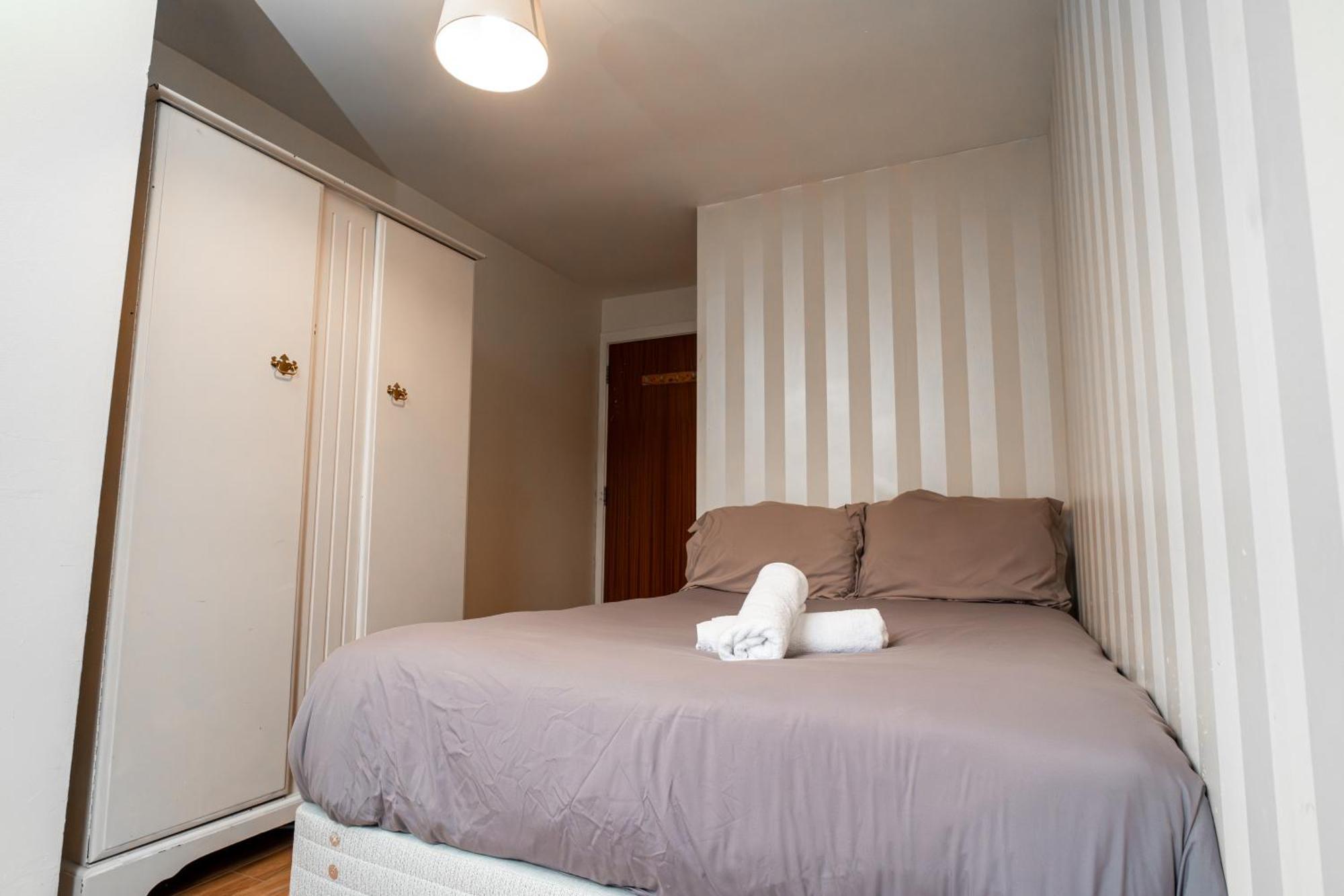 3 Bedroom Central Apartment In Belfast City Centre Extérieur photo